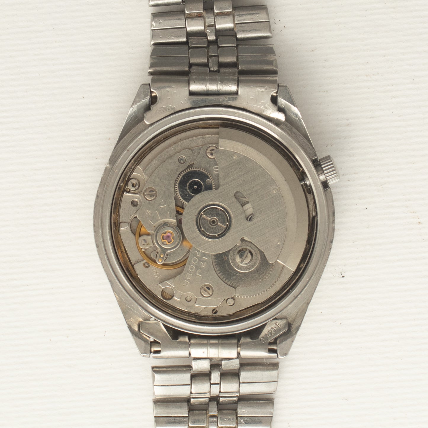 Vintage Seiko 5 Auto Watch 7009-6001 Yellow Honeycomb Dial English Spanish Day