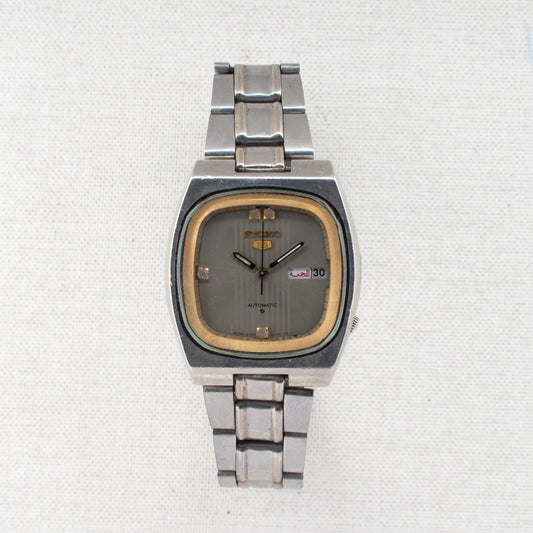 Vintage Seiko 5 Automatic 6309-5180 Silver Dial Crystal Gold Accents 1979 Watch