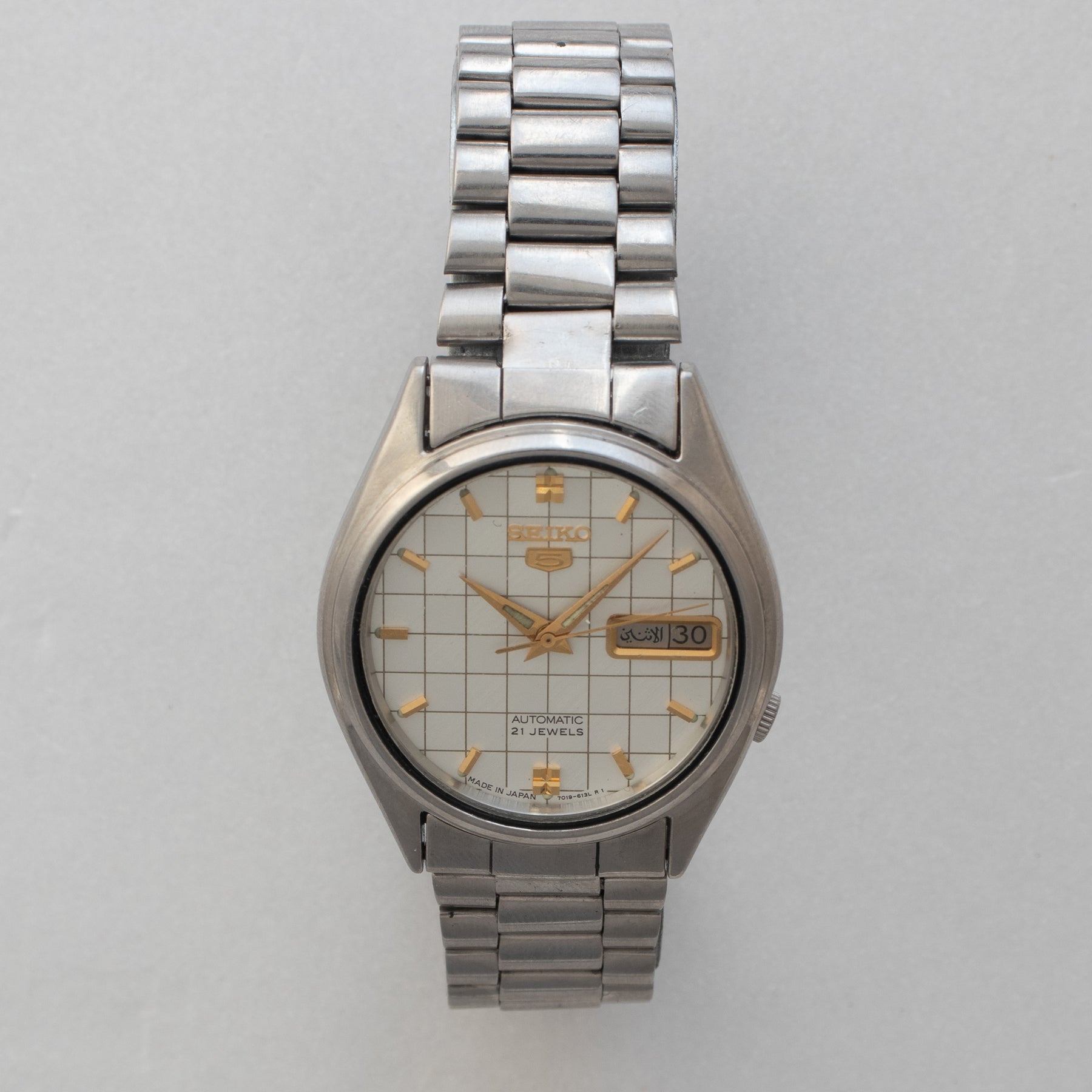 Vintage Seiko 5 7019-6081 Automatic White Grid Dial Watch