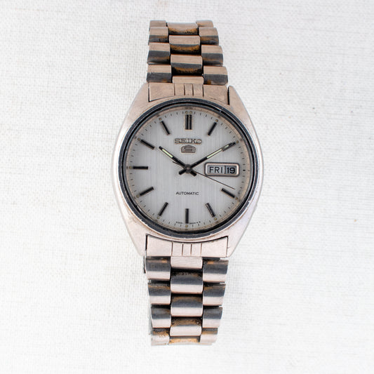 Vintage Seiko 5 Automatic Men's Watch | White Dial 6309-8840 English/Spanish Day