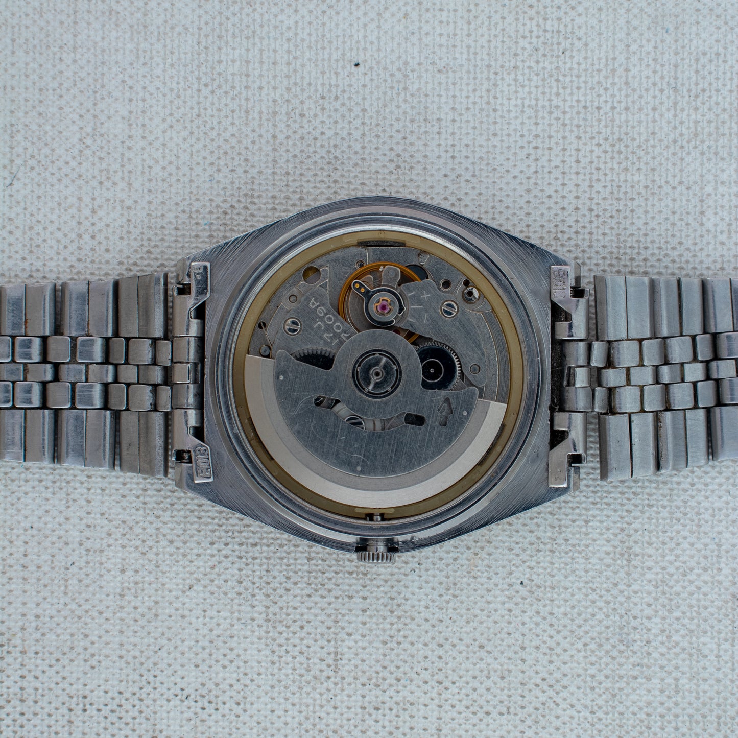 Vintage Seiko 5 Automatic Watch Gold Sunburst Dial 7009-206K English/Arabic Day