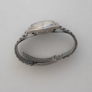 Vintage Seiko 5 7019-6081 opposite-side case profile
