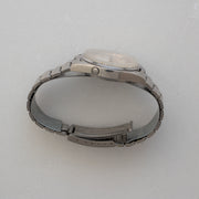 Crown-side view of Vintage Seiko 5 7009-4040 Automatic White Dial Watch