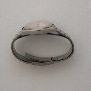 Vintage Seiko 5 7009-4040 opposite-side angled profile