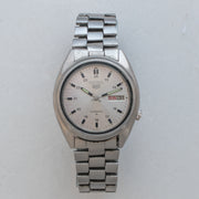 Additional front view of Vintage Seiko 5 7009-4040 Automatic Silver 24-Hour Dial Watch