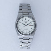 Additional front view of Vintage Seiko 5 7009-816J Automatic White Dial Watch