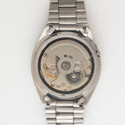 Vintage Seiko 5 7009-3041 wristwatch additional view
