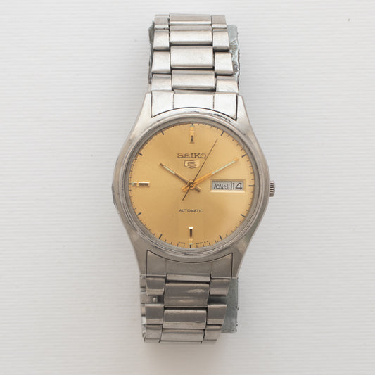 Vintage Seiko 5 6309-8880 wristwatch front view