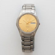 Vintage Seiko 5 6309-8880 wristwatch alternate front view