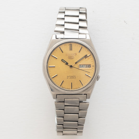 Vintage Seiko 5 7019-8180 wristwatch front view
