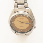 Vintage Seiko 5 7009-3041 wristwatch alternate front view