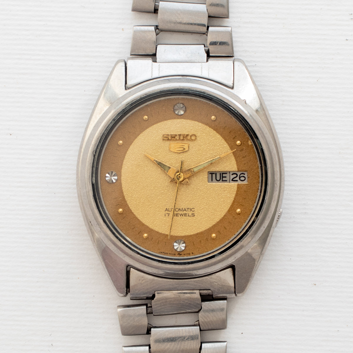Vintage Seiko 5 7009-3041 wristwatch caseback