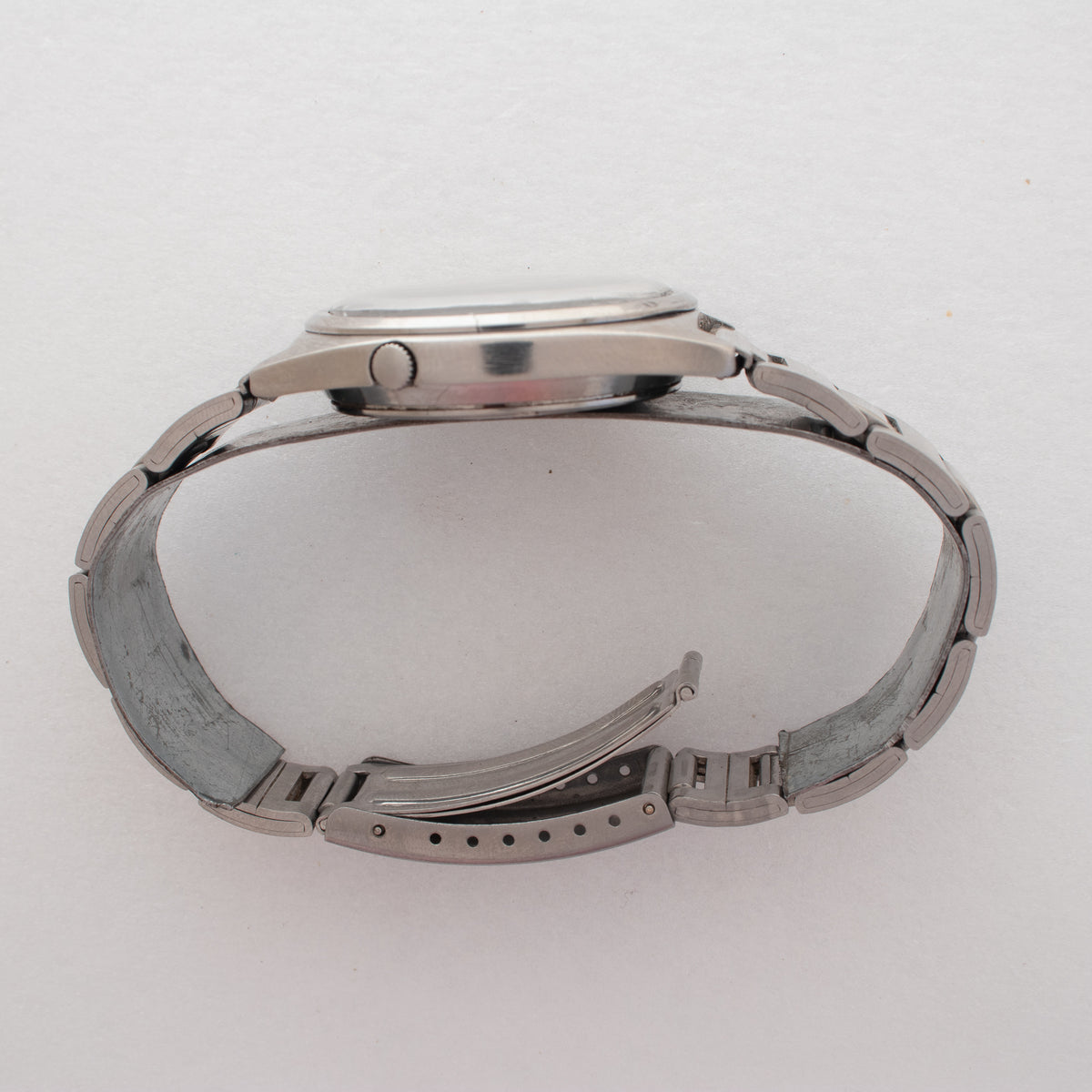 Seiko 0044-SK crown side image 11
