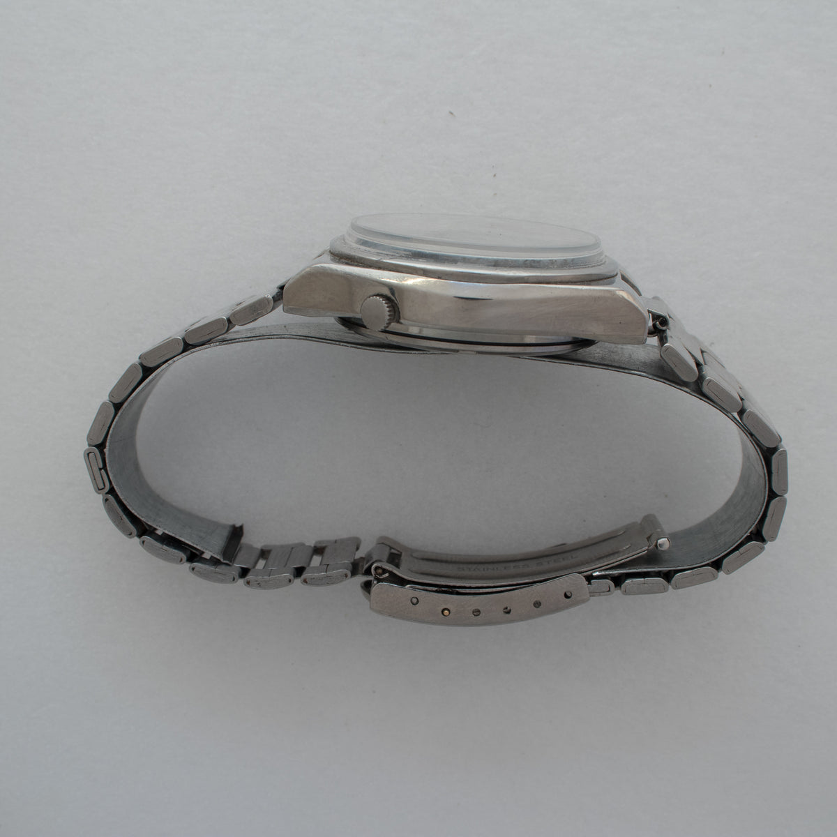 Seiko 0046-SK crown side image 11