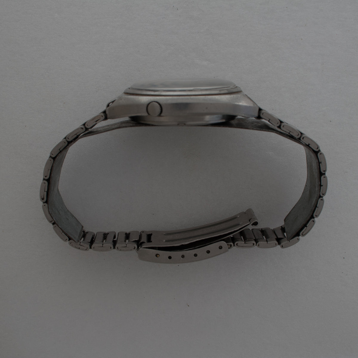 Seiko 0049-SK crown side image 9