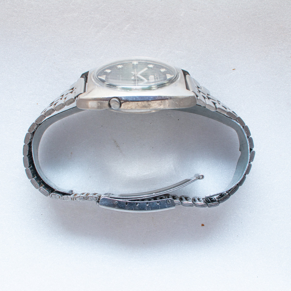 Seiko 0060-SK crown side image 7