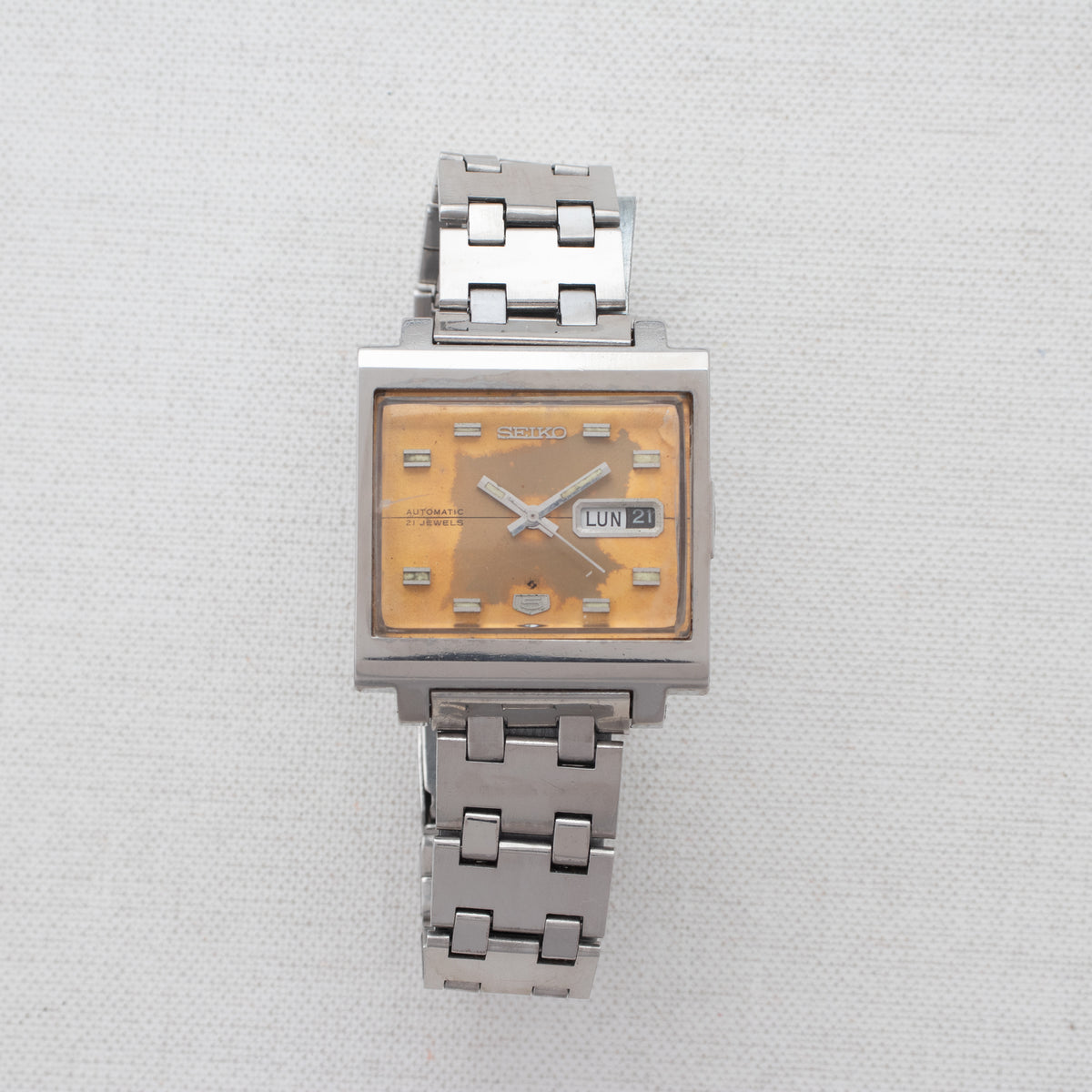 Vintage Seiko 5 6119-5000 Automatic 21J Gold Dial Day Date Wristwatch