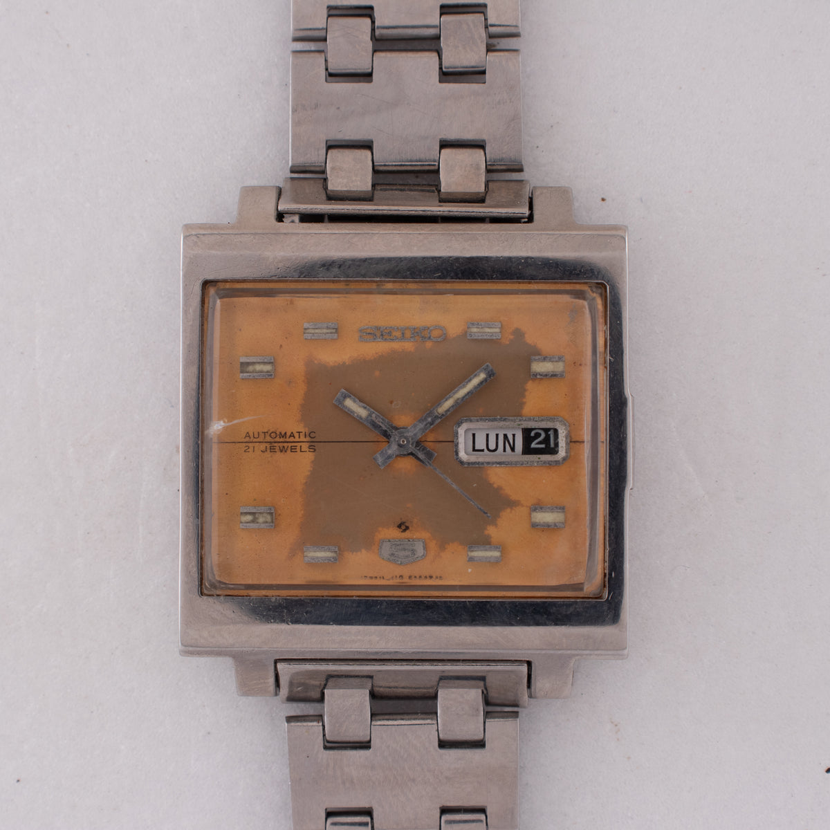 Vintage Seiko 5 6119-5000 Automatic 21J Gold Dial Day Date Wristwatch