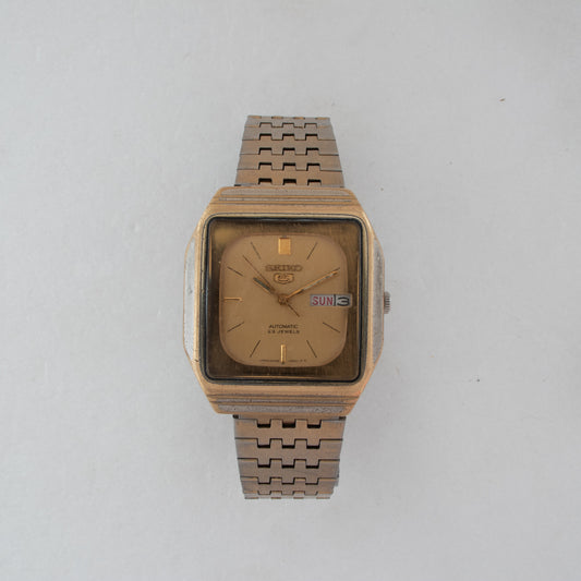 Vintage Seiko 5 6349-5000 Automatic 23J Gold Dial Day Date Wristwatch