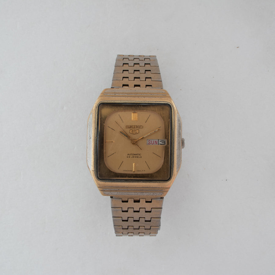 Vintage Seiko 5 6349-5000 Automatic 23J Gold Dial Day Date Wristwatch