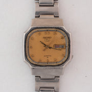 Vintage Seiko 5 7009-529B Automatic 17J Champagne Dial Day Date Wristwatch