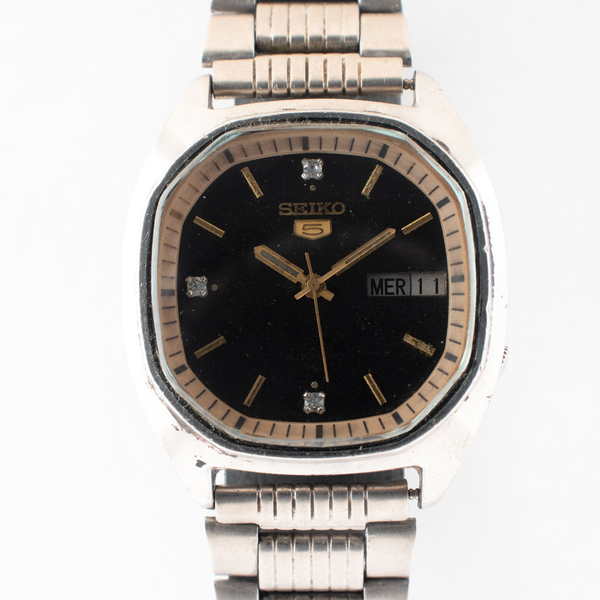 Vintage Seiko 5 7009-521A Automatic 17J Black Dial Day Date Wristwatch