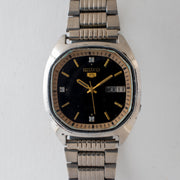 Vintage Seiko 5 7009-521A Automatic 17J Black Dial Day Date Wristwatch