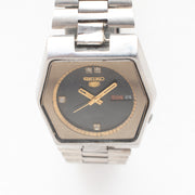 Vintage Seiko 5 6309-6070 Automatic 17J Black Dial Day Date Wristwatch