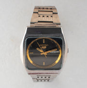 Vintage Seiko 5 6309-6200 Automatic 17J Black Dial Day Date Wristwatch