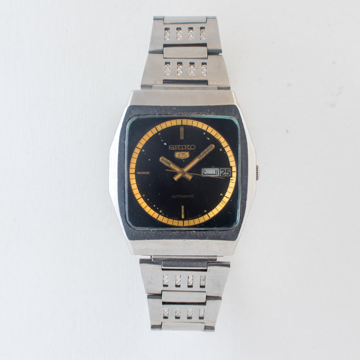 Vintage Seiko 5 6309-6200 Automatic 17J Black Dial Day Date Wristwatch