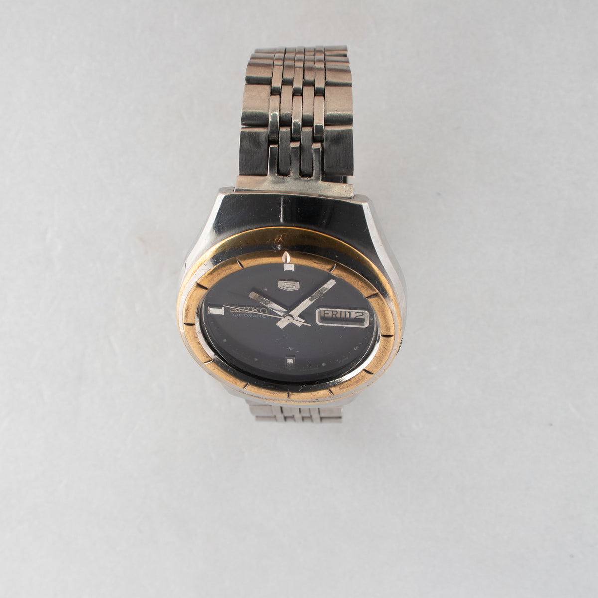 Vintage Seiko 5 7009-5250 Automatic 17J Black Dial Day Date Wristwatch