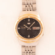 Vintage Seiko 5 7009-5250 Automatic 17J Black Dial Day Date Wristwatch