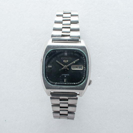 Vintage Seiko 5 6309-5120 Automatic 17J Black Dial Day Date Wristwatch