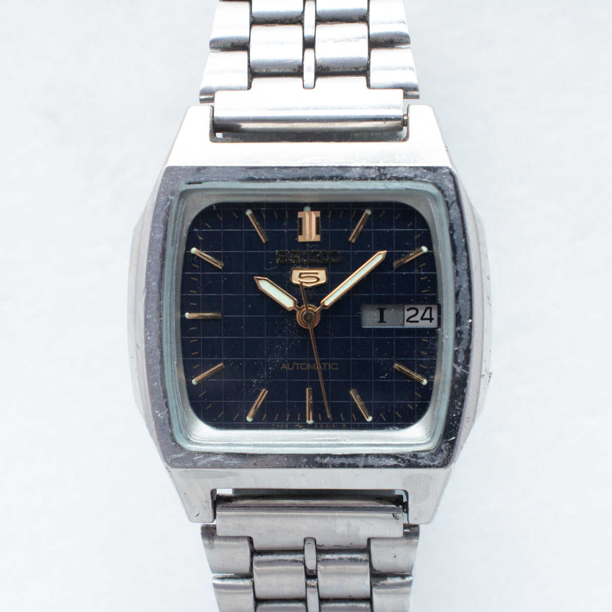 Vintage Seiko 5 7009-5860 Automatic 17J Black Dial Day Date Wristwatch