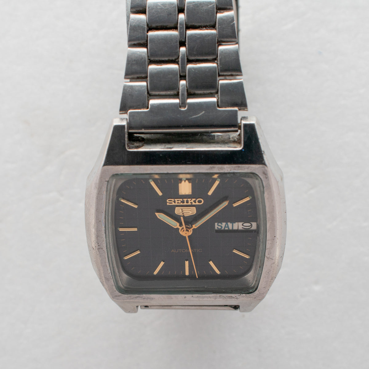 Vintage Seiko 5 7009-5860 Automatic 17J Black Dial Day Date Wristwatch