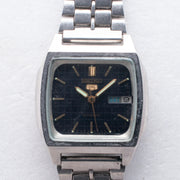 Vintage Seiko 5 7009-5860 Automatic 17J Black Dial Day Date Wristwatch