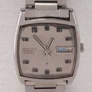 Vintage Seiko 5606-5000 Automatic 25J Silver Dial Day Date Wristwatch