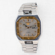 Vintage Seiko 5 7019-520B Automatic 21J Silver Dial Day Date Wristwatch