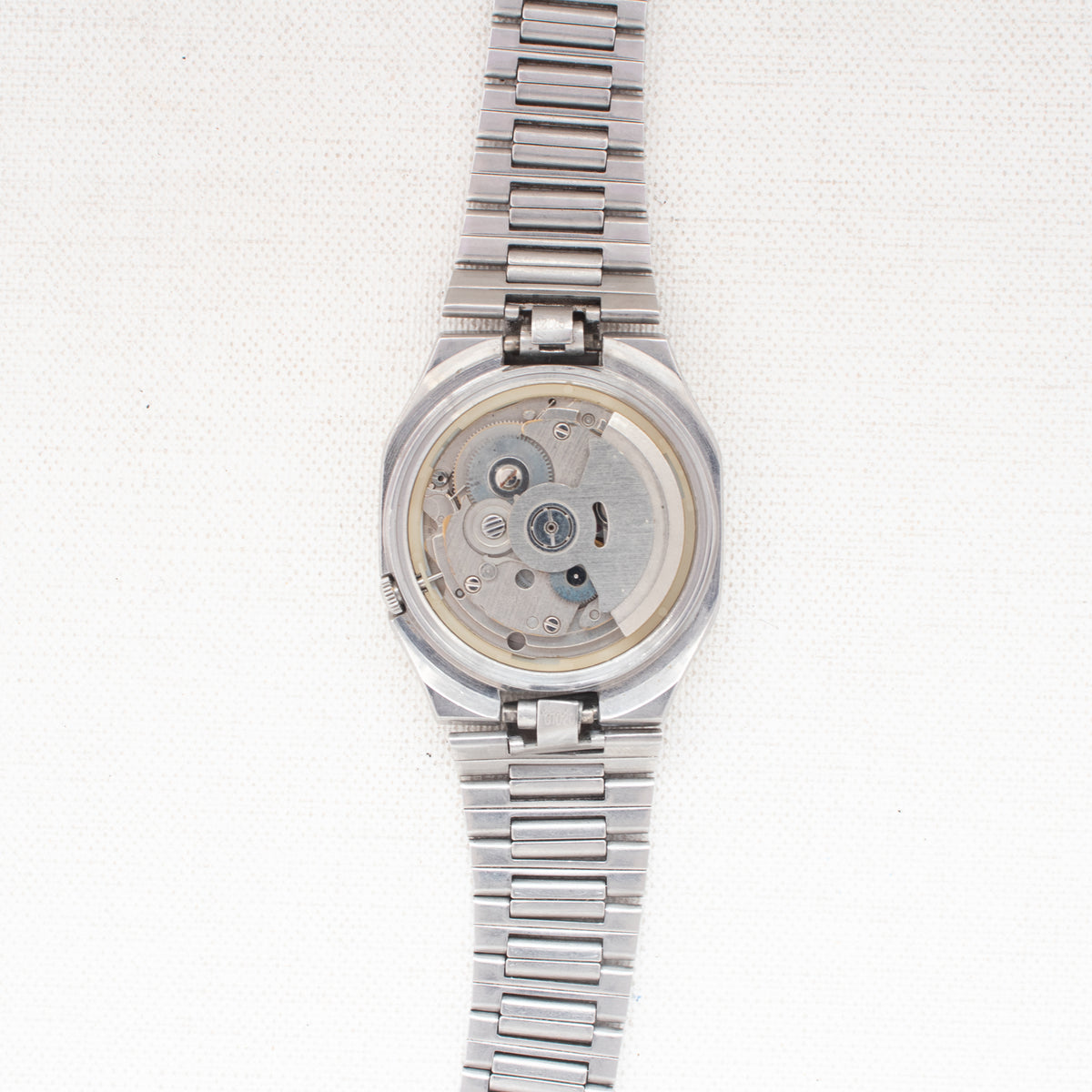 Vintage Seiko 5 7019-520B Automatic 21J Silver Dial Day Date Wristwatch