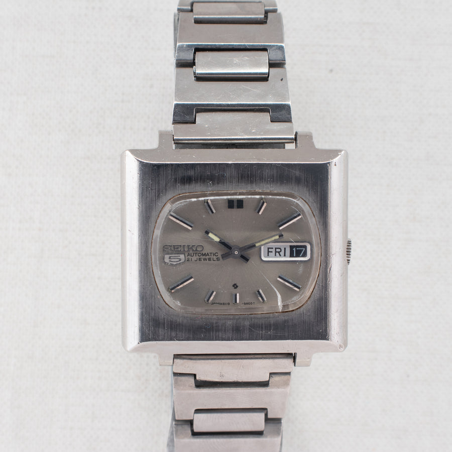 Vintage Seiko 5 6119-5401 Automatic 21J Silver Dial Day Date Wristwatch
