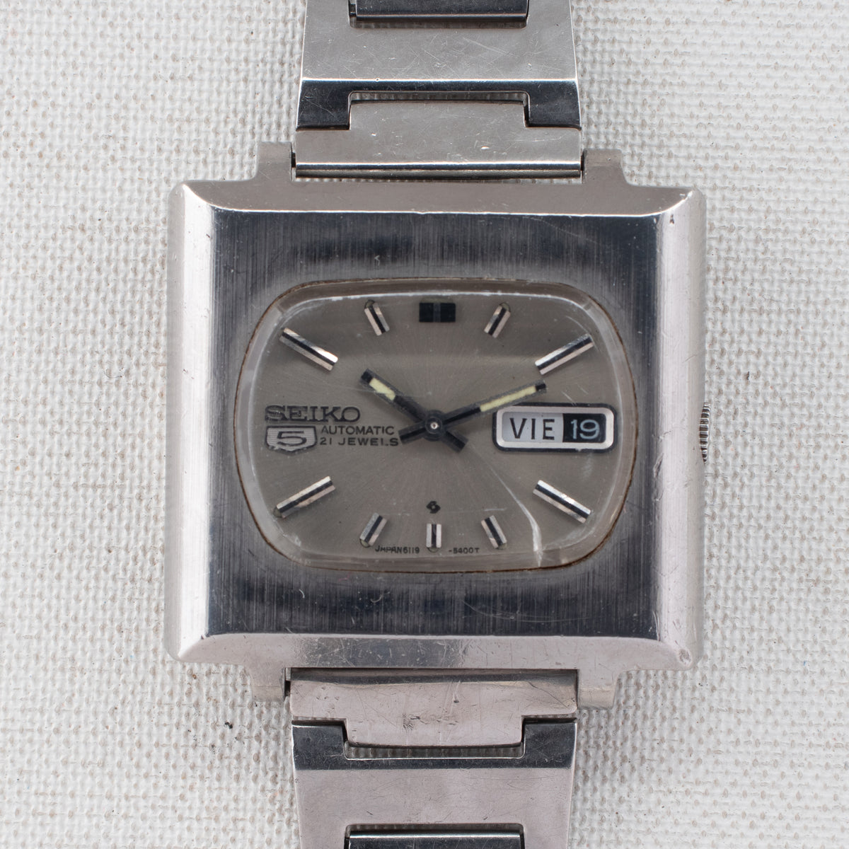 Vintage Seiko 5 6119-5401 Automatic 21J Silver Dial Day Date Wristwatch