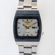 Vintage Seiko 5 7009-5760 Automatic 17J Silver Dial Day Date Wristwatch