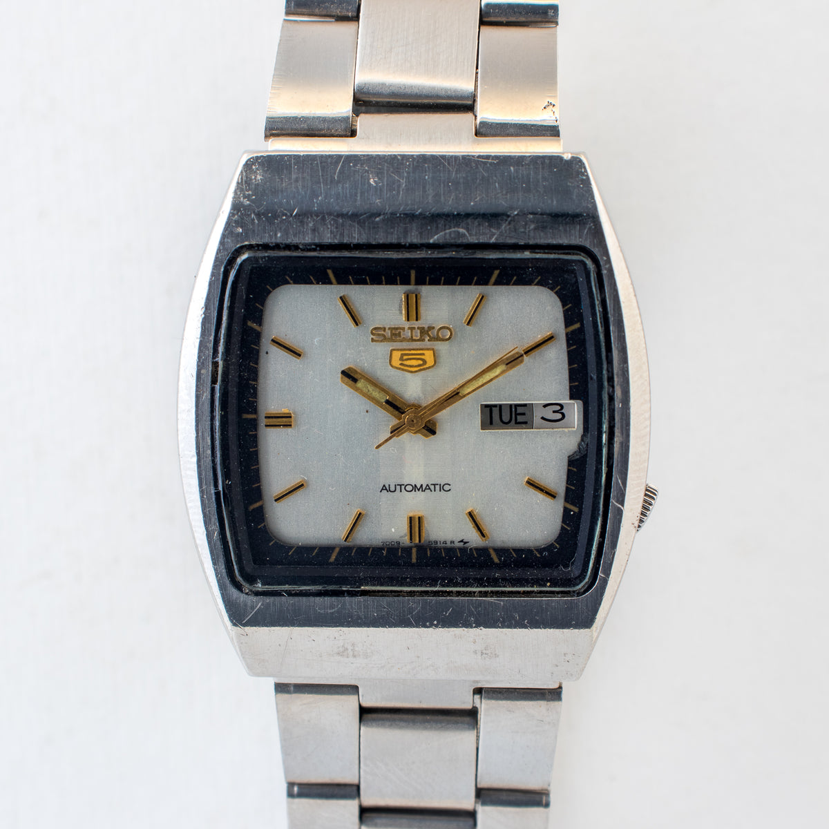 Vintage Seiko 5 7009-5760 Automatic 17J Silver Dial Day Date Wristwatch