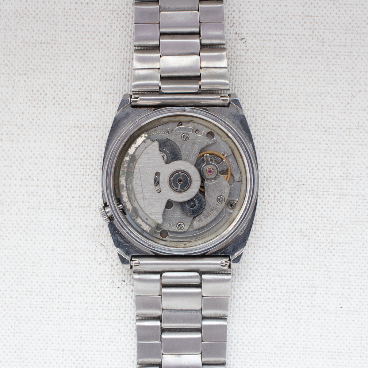 Vintage Seiko 5 7009-5760 Automatic 17J Silver Dial Day Date Wristwatch