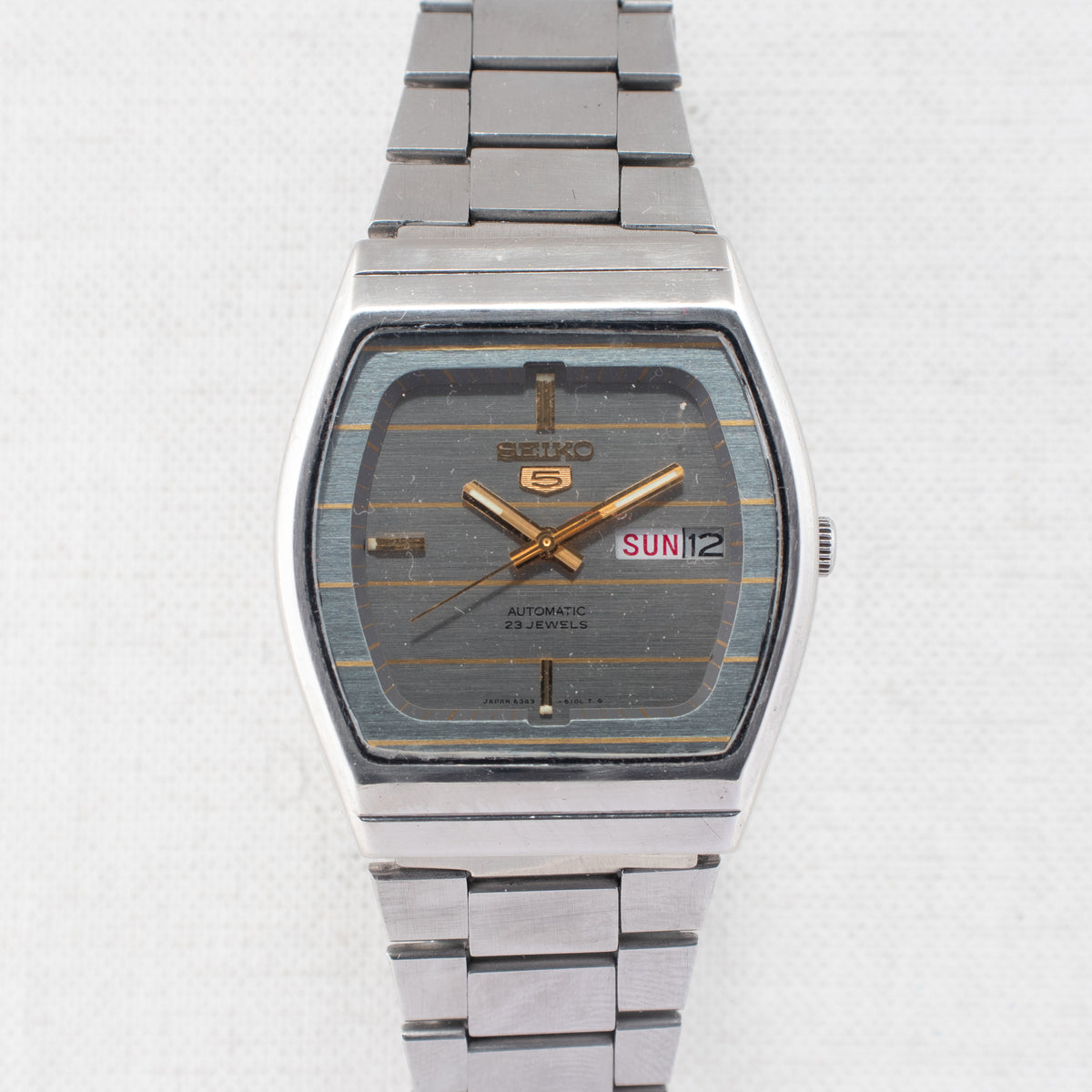 Vintage Seiko 5 6349-5080 Automatic 23J Silver Dial Day Date Wristwatch
