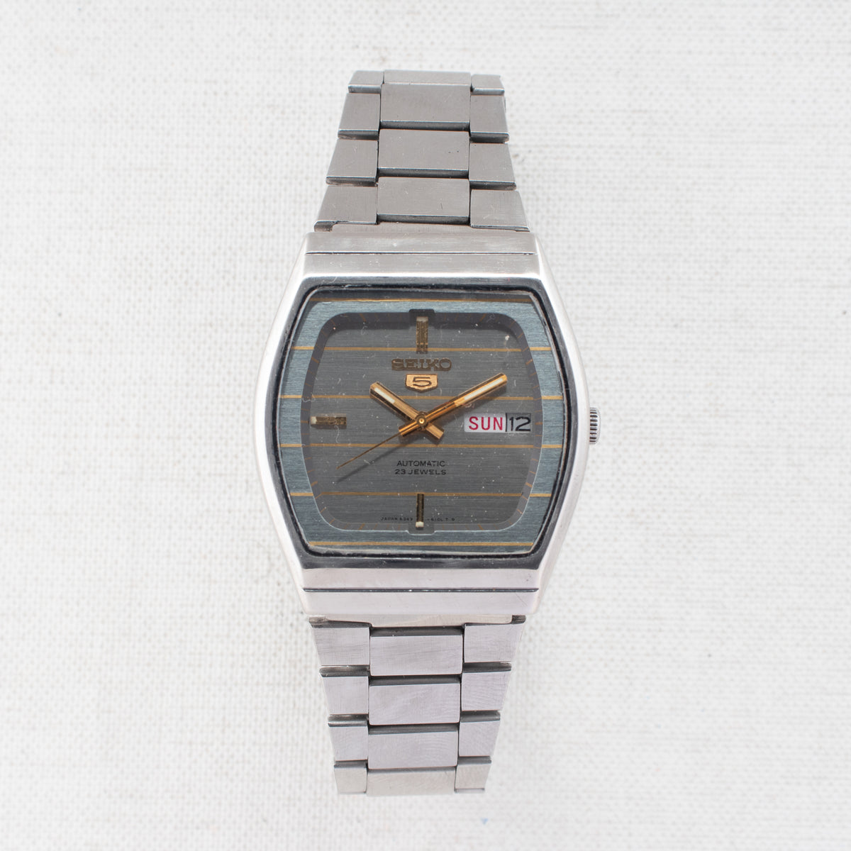 Vintage Seiko 5 6349-5080 Automatic 23J Silver Dial Day Date Wristwatch