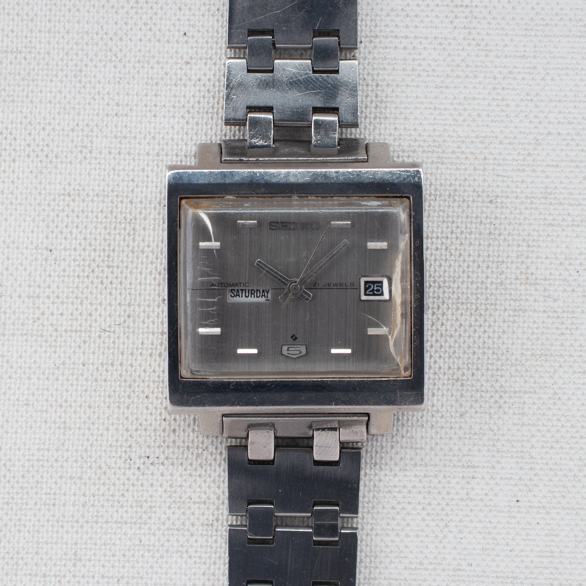 Vintage Seiko 5 6119-5000 Automatic 21J Silver Dial Day Date Wristwatch
