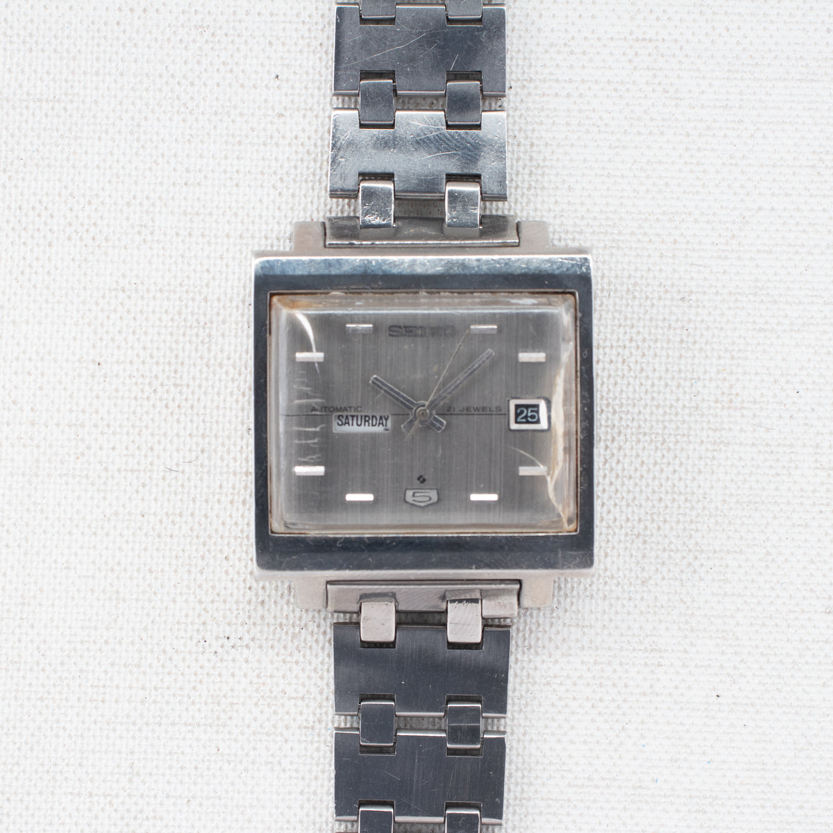Vintage Seiko 5 6119-5000 Automatic 21J Silver Dial Day Date Wristwatch
