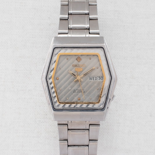 Vintage Seiko 5 6349-5420 Automatic 23J Silver Dial Day Date Wristwatch