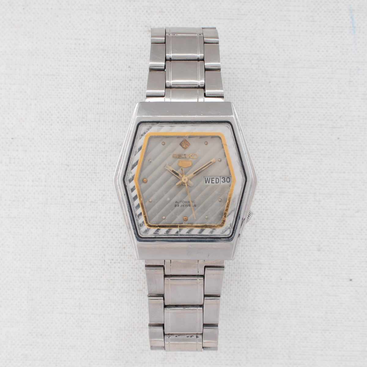 Vintage Seiko 5 6349-5420 Automatic 23J Silver Dial Day Date Wristwatch
